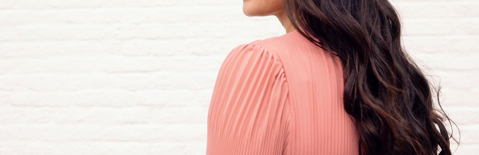 Zo combineer je terracotta kleding