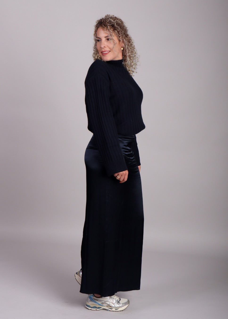 Modstrom Kindle lange satijnen rok met split Donker Blauw