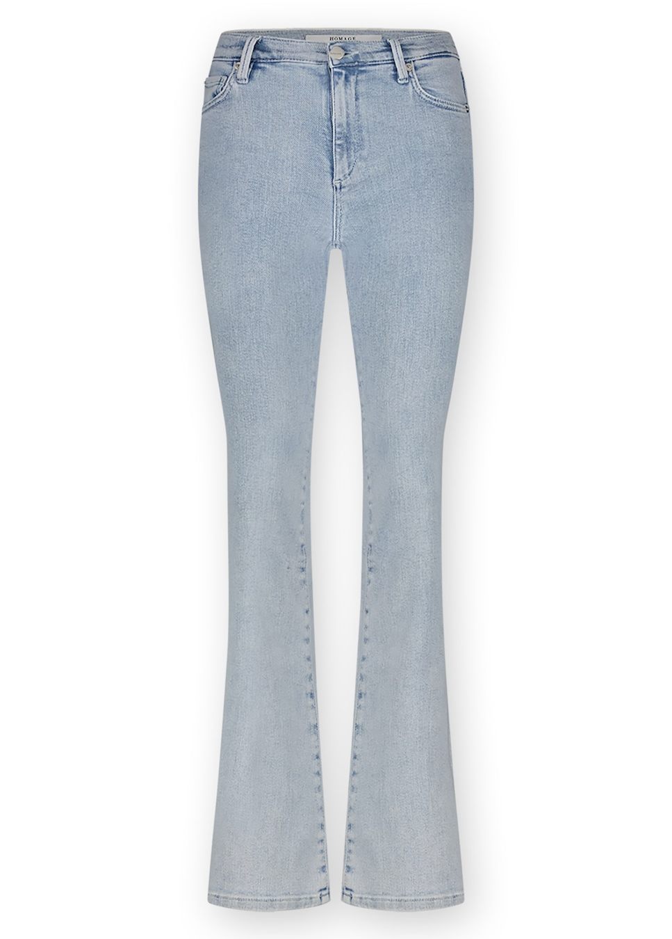 Lichtblauwe flared jeans van het merk Homage. De 'Jane - Flared Jeans' is gemaakt van een comfortabele stretchstof die zijn vorm de hele dag behoudt. De flared jeans heeft een hoge taille, met een strakke pasvorm bij de heupen en loopt vanaf de knie uit in een flare. Shop de nieuwe collectie dames jeans Homage online.