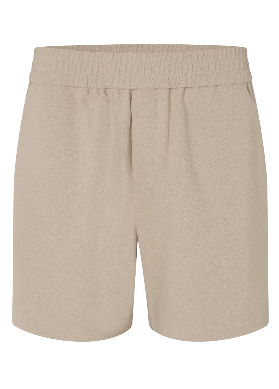 Product foto van de mbyM Phillipa short-M beige van kleur met elastische tailleband