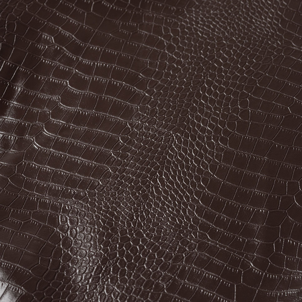 Studio Amaya Lara jasje vegan leather croco bruin detail