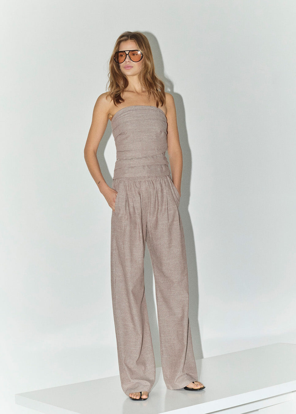 Co Couture JihoCC Stripe LL Pant bruin voorkant op model met bijpassende top