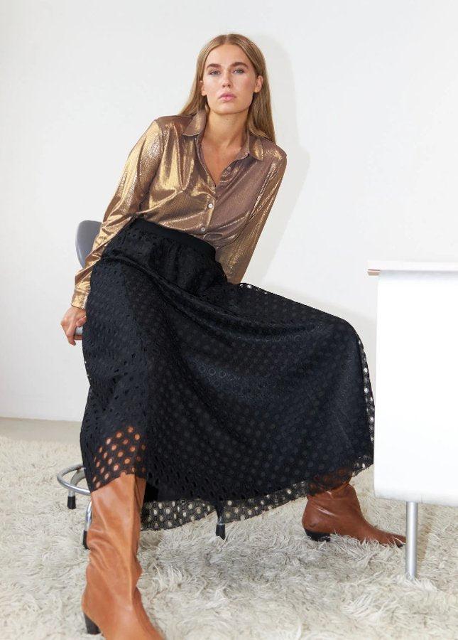 Shop de nieuwe collectie van Coster Copenhagen bij online dameskleding Boetiek Aniek Coster Copenhagen staat voor comfort, kwaliteit, het gebruik van natuurlijke (duurzame) materialen en de perfecte pasvorm. Shop Coster Copenhagen truien, blouses, tops.