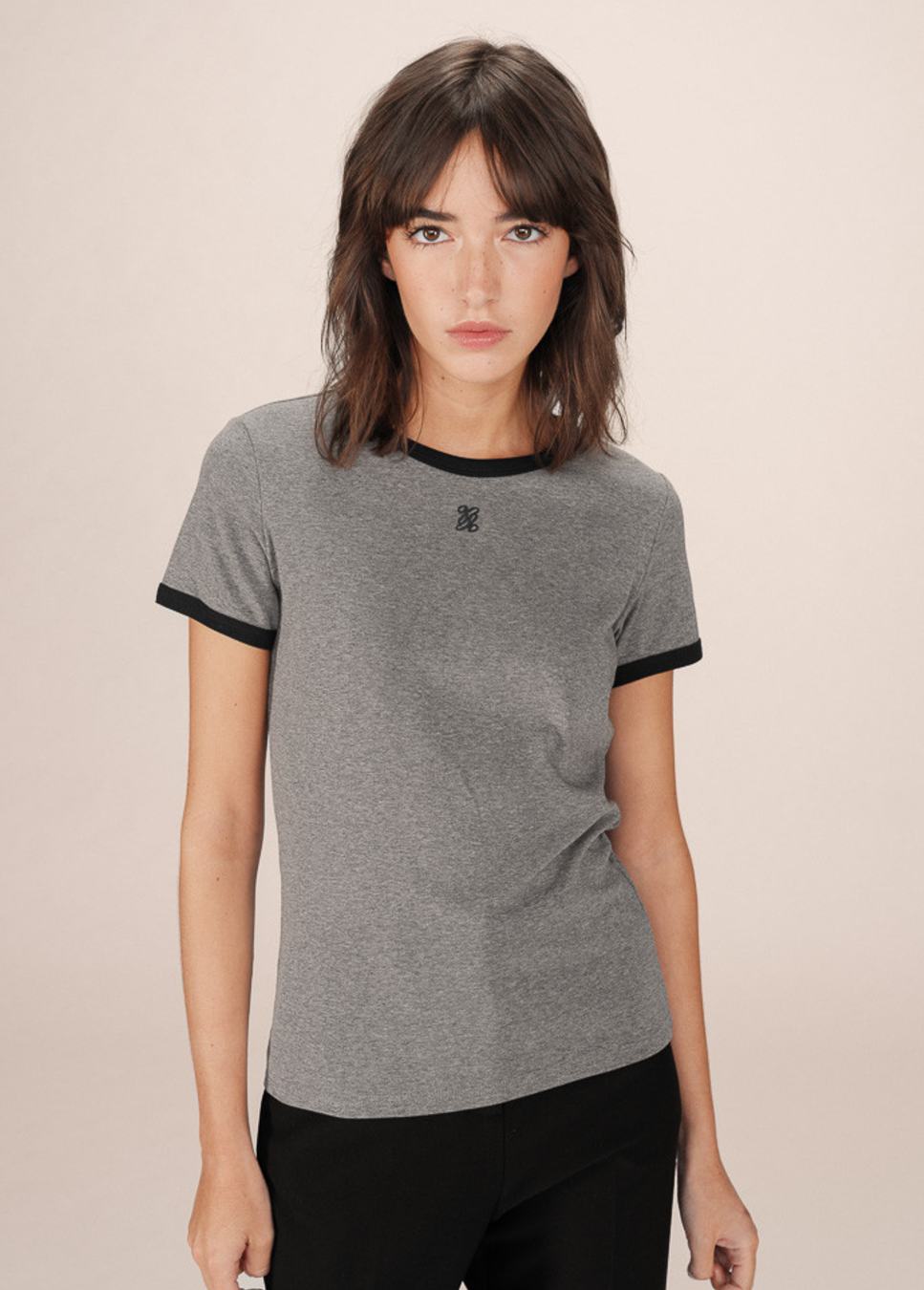 Grace & Mila Sany t-shirt grijs op model met korte mouwen