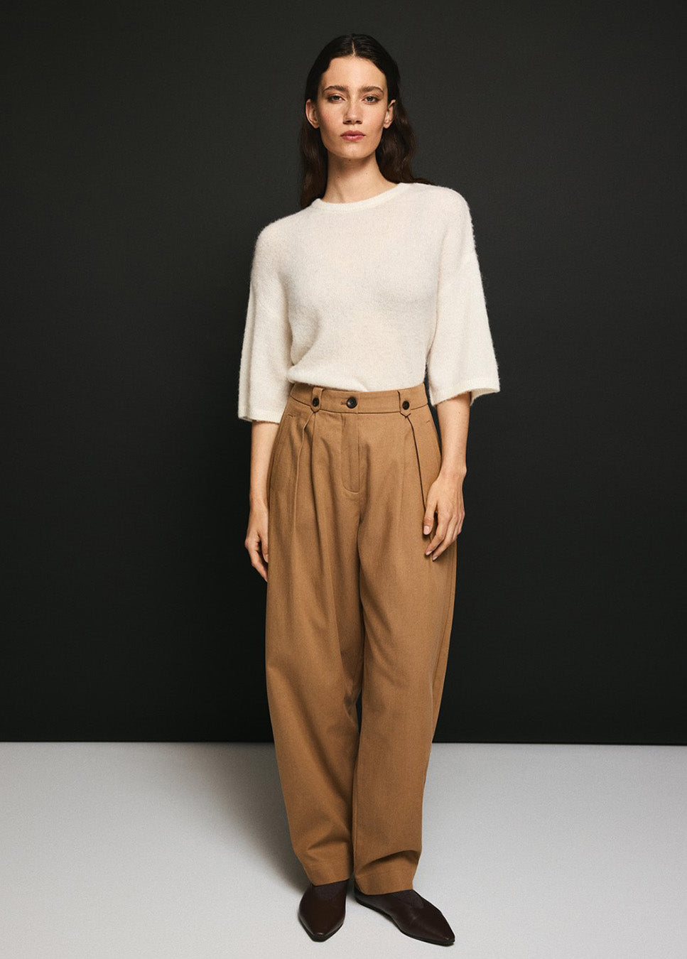 MSCH Copenhagen MSCHGweneth HW Pants beige voorkant model met off white trui