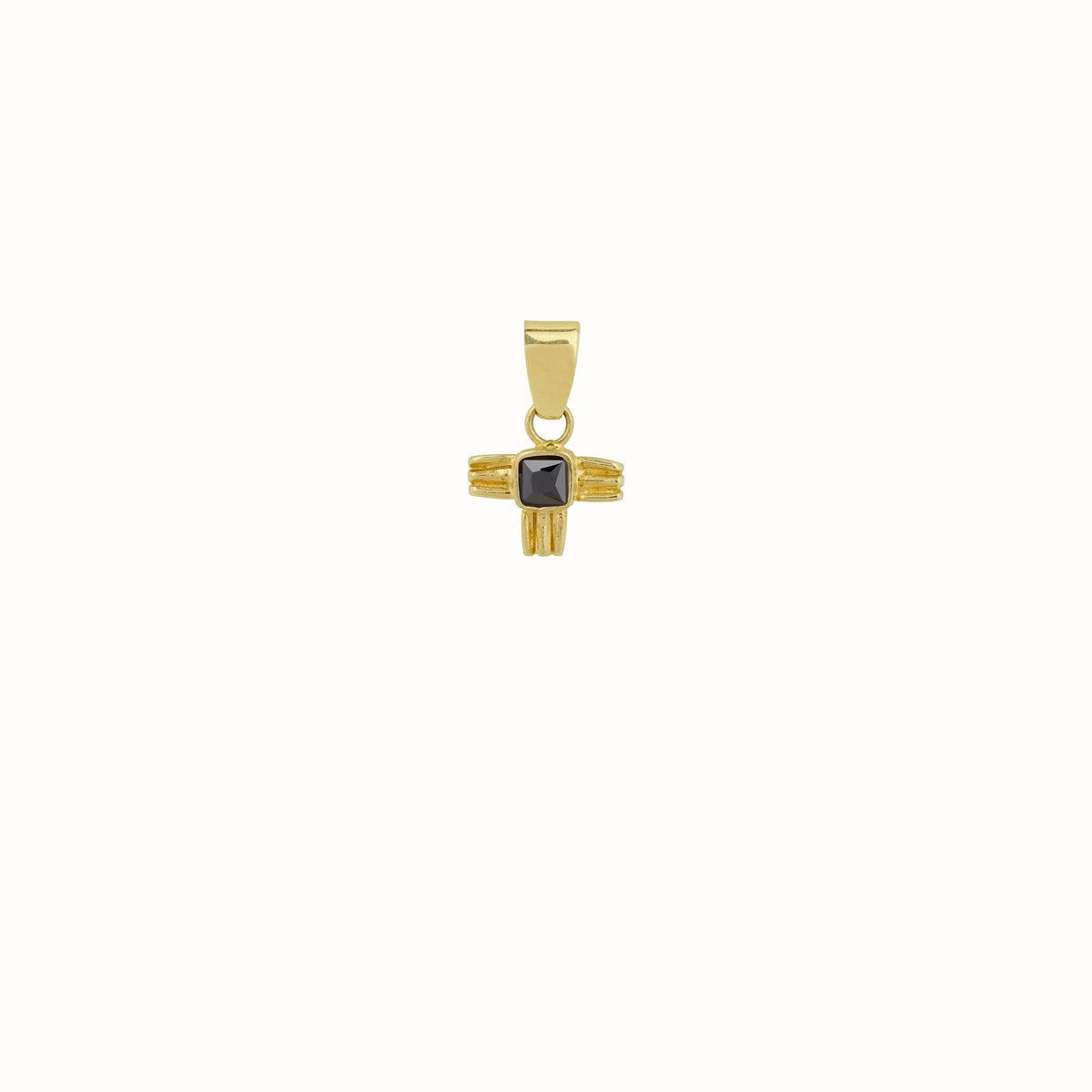 Bij Boetiek Aniek shop je mooie 14K gold plated silver sterling kettingen met hangers (pendant). Je kan de gouden ketting combineren met elke hanger die je mooi vindt. De kettingen en hangers zijn los te bestellen.  De Sculpted Wing pendant is perfect te combineren met de Curb Necklace, Box Necklace of Figaro Necklace.